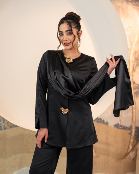 طقم ساتان مع ردة