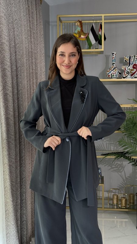 طقم رسمي بقصّة بليزر | Formal Tailored Blazer Set CODE1360
